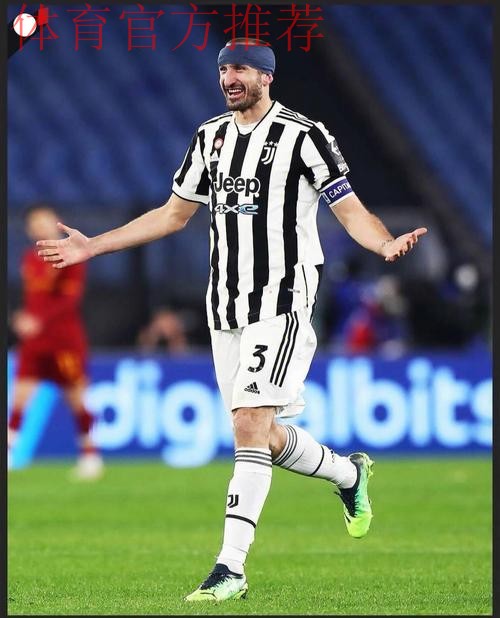 基耶利尼算不算顶级后卫，他球员时期的表现怎么样？